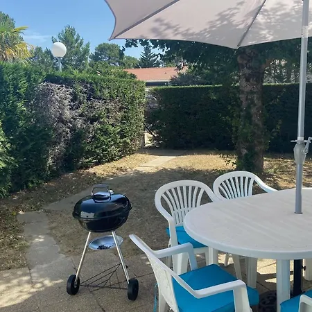 Dom wakacyjny Superb With Garden And Terrace La Tranche-sur-Mer