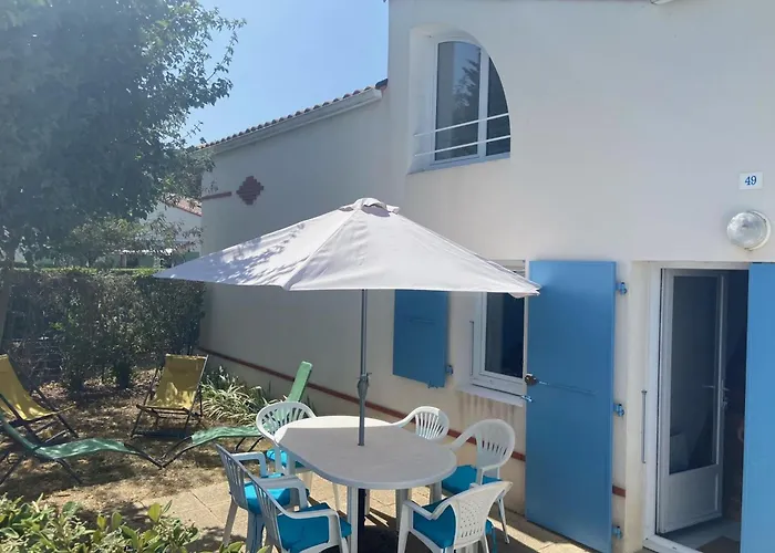 Superb With Garden And Terrace Nyaraló